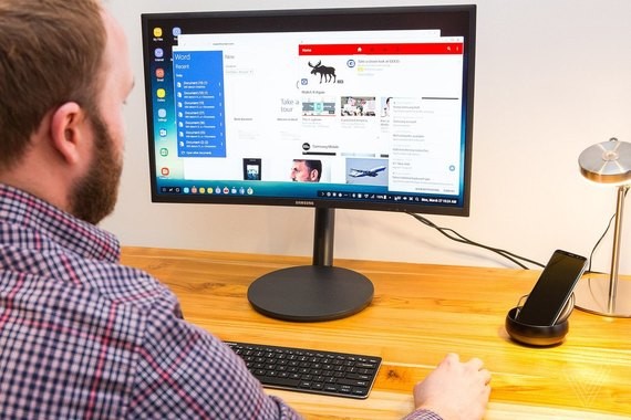 Samsung kompaniyasi Galaxy S8’ni kompyuterga aylantiruvchi DeX dok-stansiyasini namoyish qildi