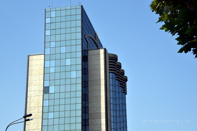 Markaziy bank raisi Mamarizo Nurmurodov: Tijorat banklariga mikroqarz berishga ruxsat etildi