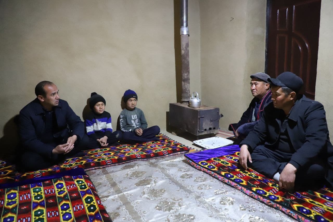 Zoravon orgazmga ega bolgan qizlar ishtirokidagi porno