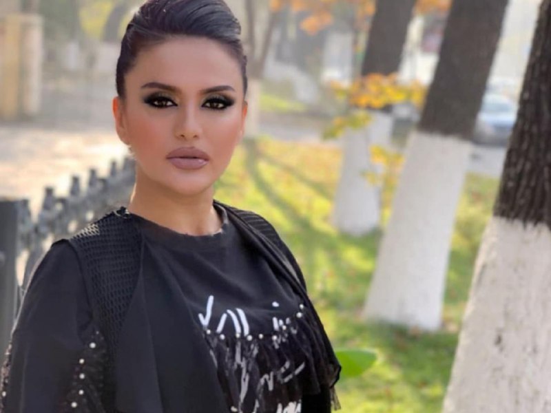 Tukli mushukdagi sperma Opishayotgan geylar