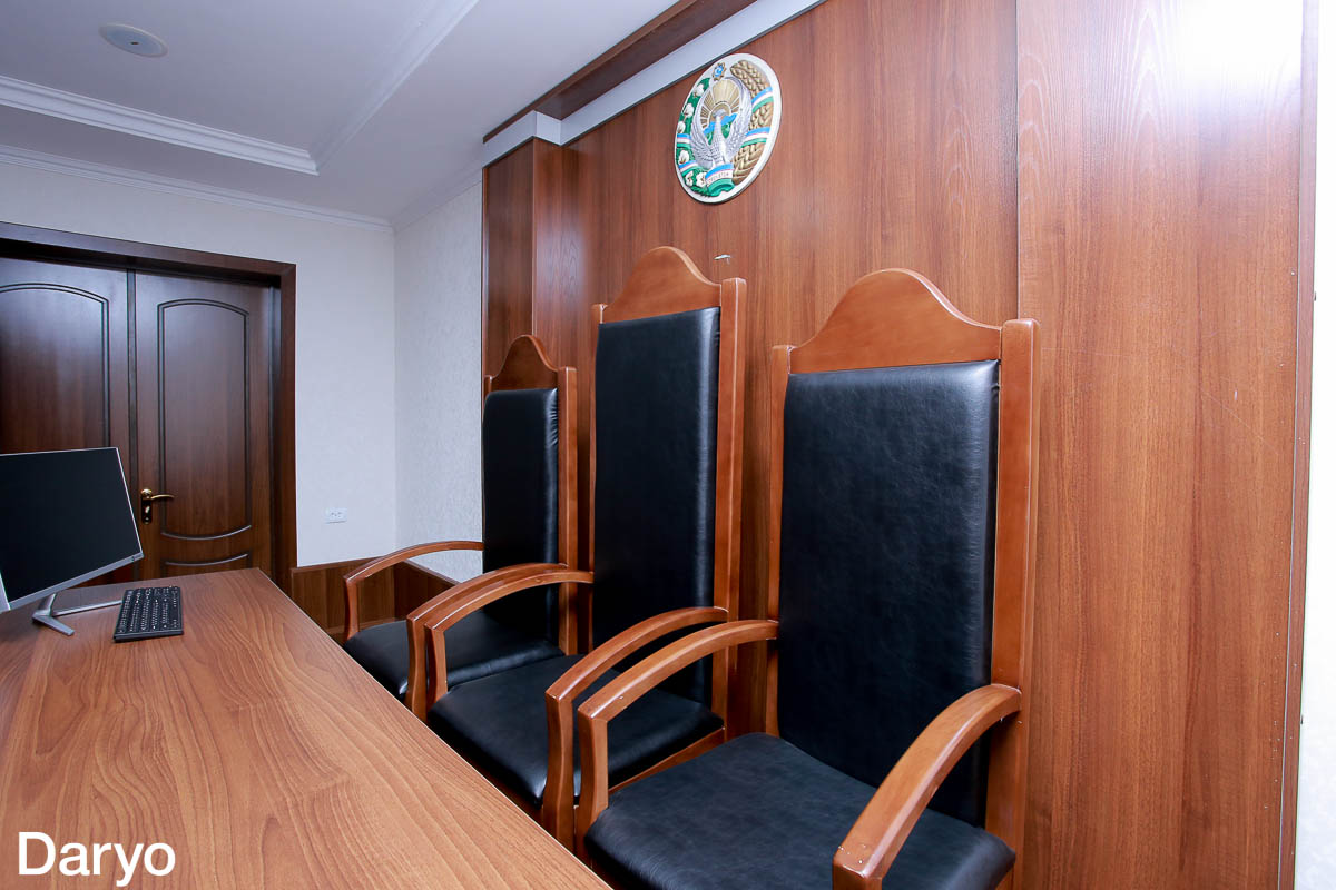 Xotin erining iltimosiga binoan onanizm bilan shugullanadi Sperma bilan qoplangan mushukning shaxsiy porno fotosurati