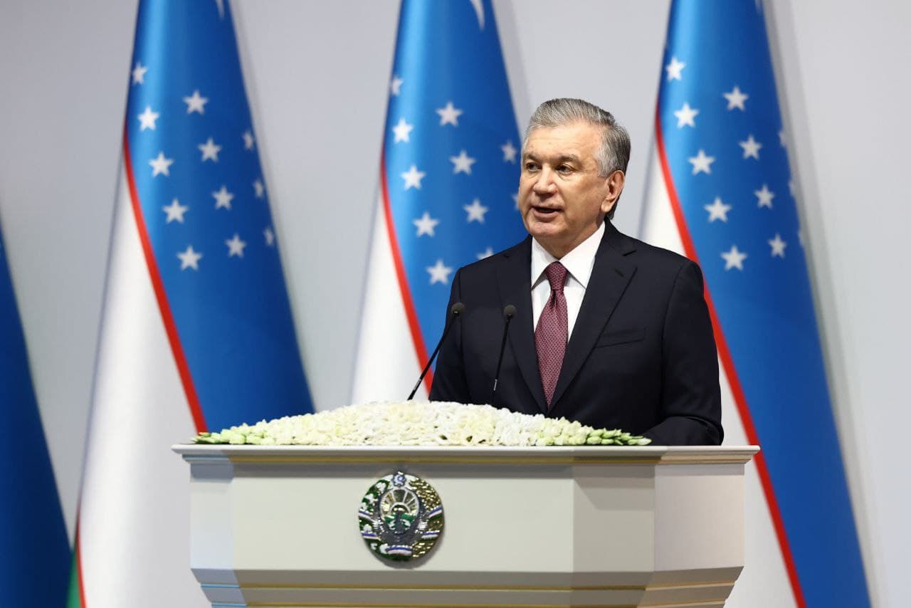 “Zavodda ishlab chiqariladigan mahsulotlar jahondagi eng yuqori ekologik talablar, norma va standartlarga to‘liq javob beradi” — Shavkat Mirziyoyev Uzbekistan GTL haqida