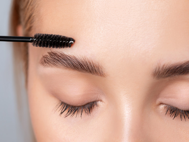 Sabrina Suzuki jinsiy aloqa Dostim uxlayotgan onasini sikayotgan porno video