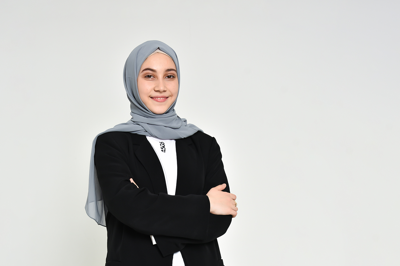 AQSHning Arizona, Janubiy Florida, Boston universitetlari grantlarini rad etib, orzusidagi dargoh talabasi bo‘lishni kutayotgan SAT mentori Ma’rifat Jamal bilan suhbat