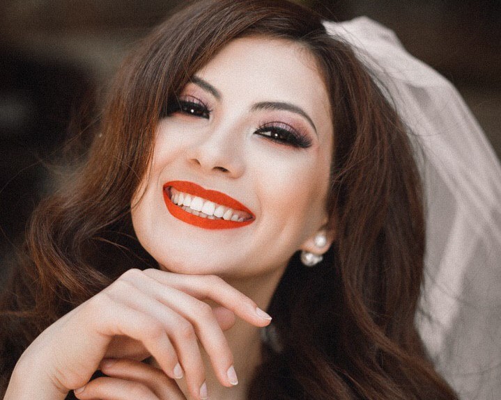 Crossdressers va travestilarning shaxsiy fotosuratlari bilan tanishish