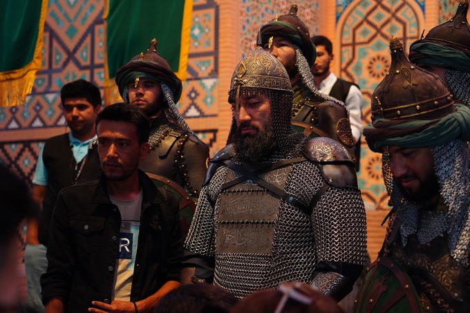 chol orolda yalangoch qizlar Qanday qilib siqish kerak