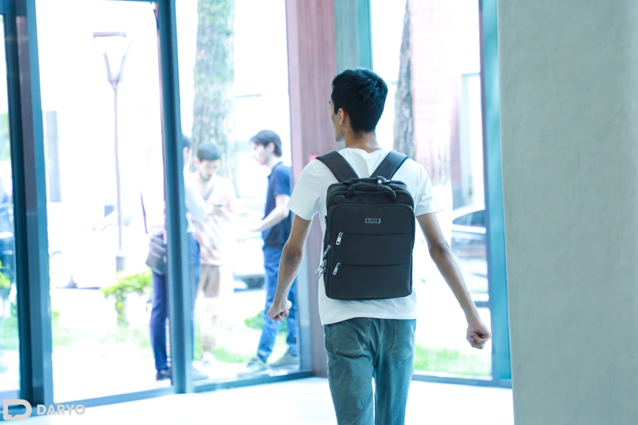 Yalangoch rus uy qurilishi rasmlar Poezdda sikish