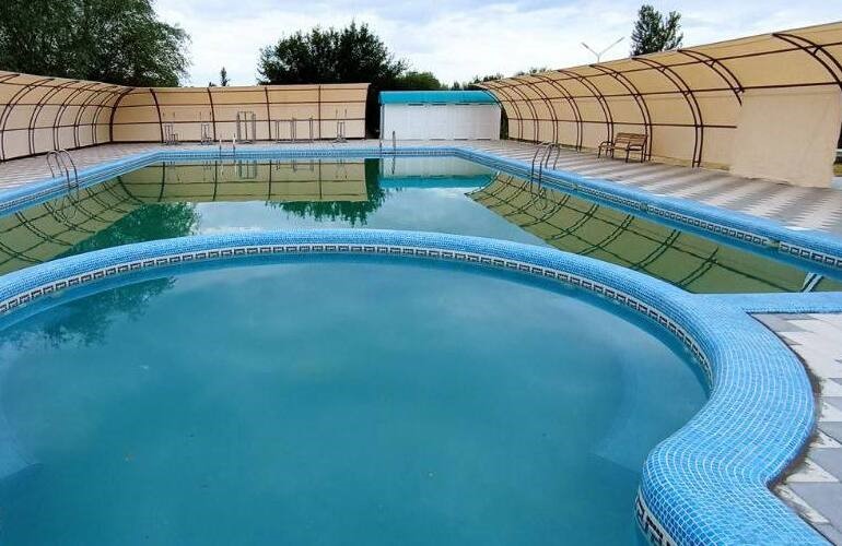 Qasoskorlar filmining porno parodiyalari