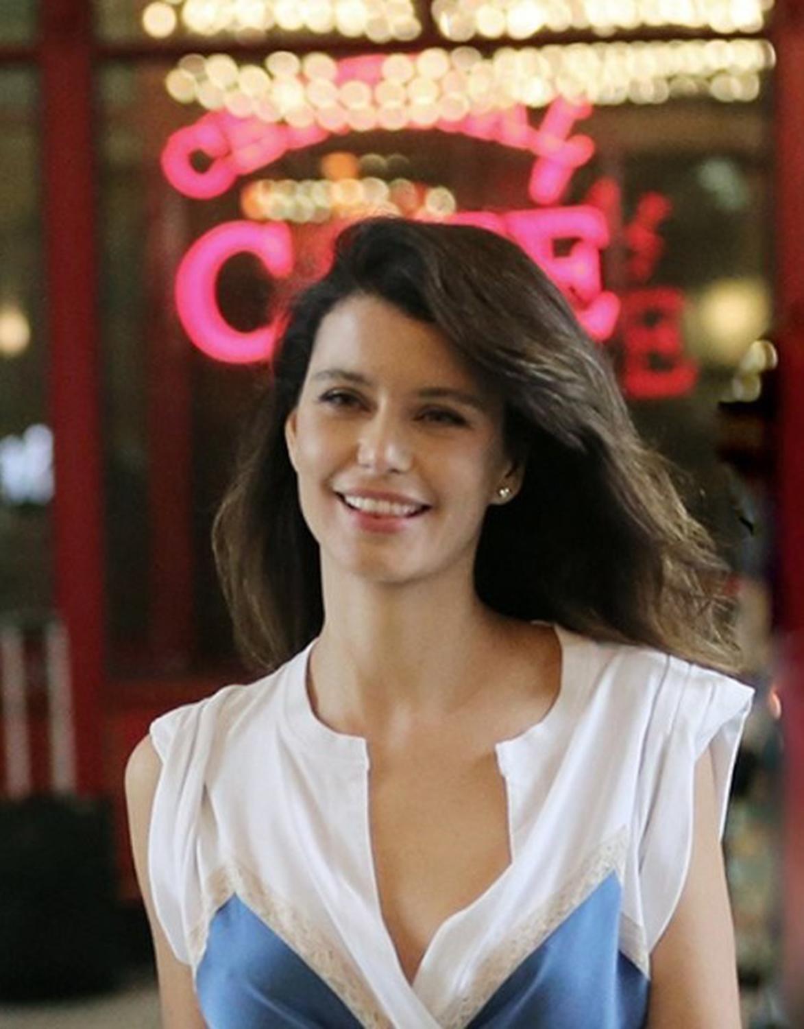 Xotin anal bilan faqat rus uy qurilishi porno