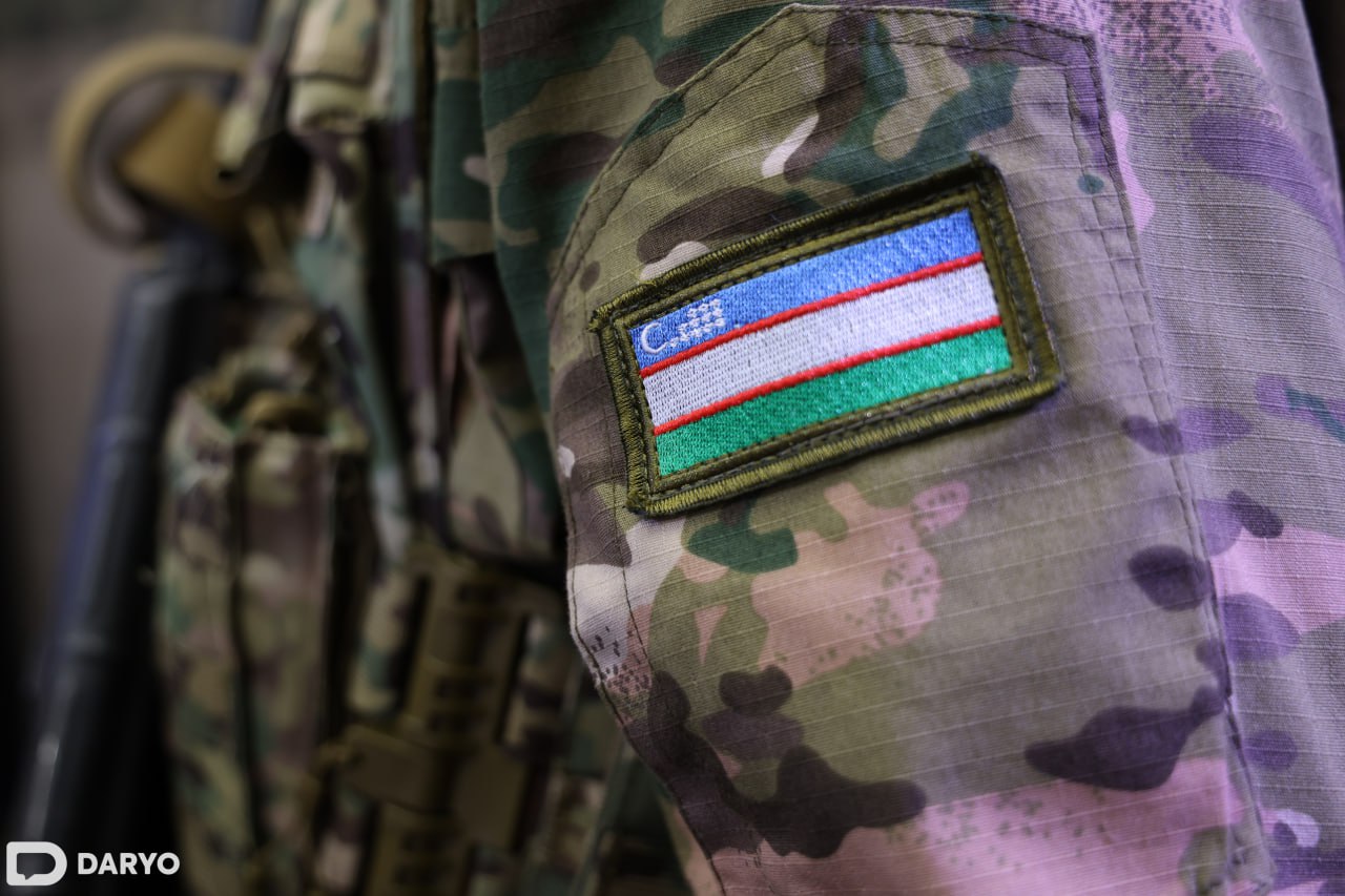 Harbiy royxatga olish va royxatga olish idorasida jinsiy aloqa