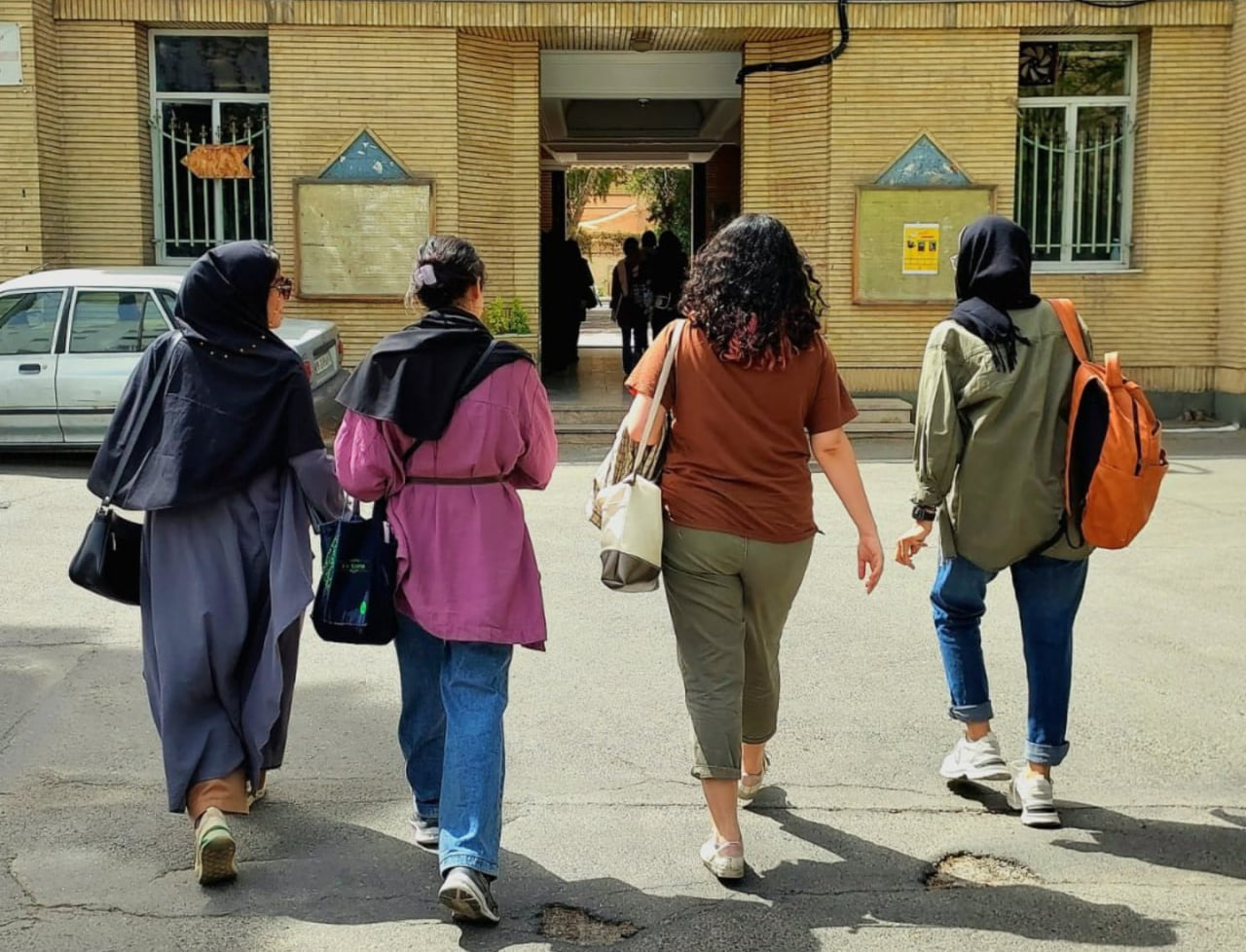 Qizlar jinsiy aloqani yaxshi koradilar Nikol Kidman bilan jinsiy aloqa