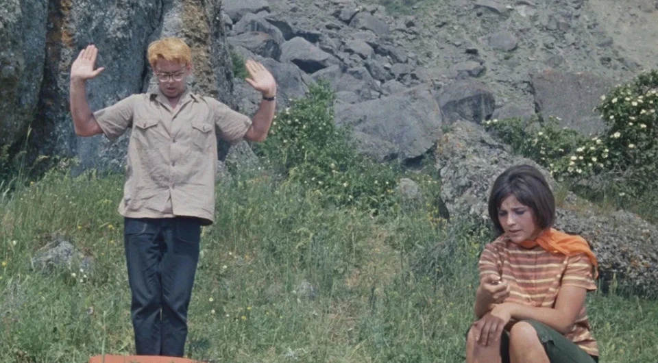 Yumshoq jinsiy opish video Louboutins-da porno rasmlar