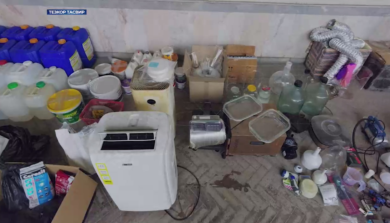 Toshkentdagi xonadonlarning birida yashirin narkolaboratoriya aniqlandi (video)