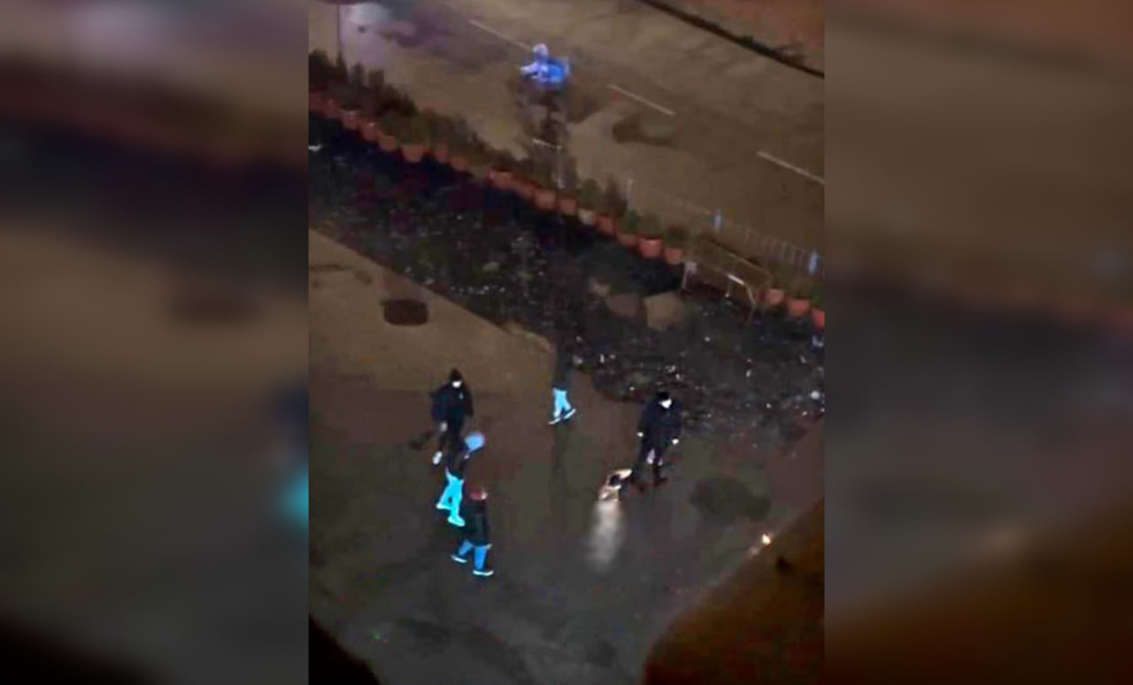 Rus ayolni jinsiy aloqaga jalb qilish haqidagi porno video