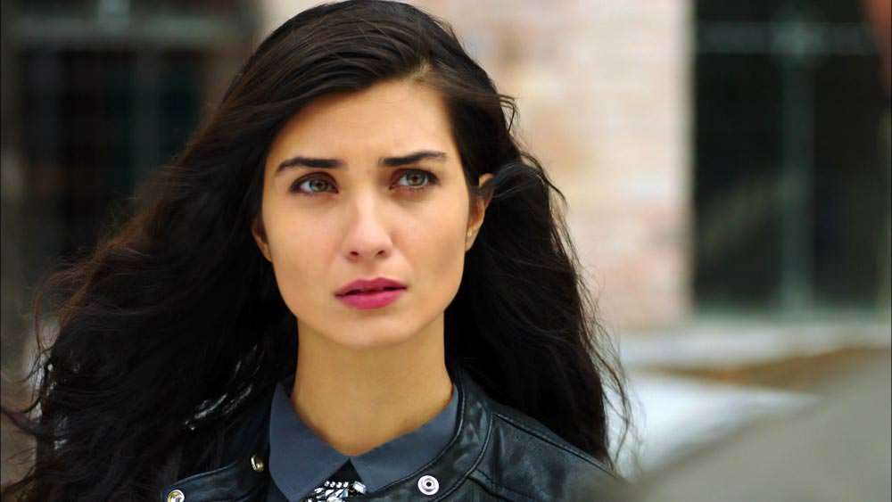 Yekaterinburgda katta kokrakli porno lezbiyen Irina