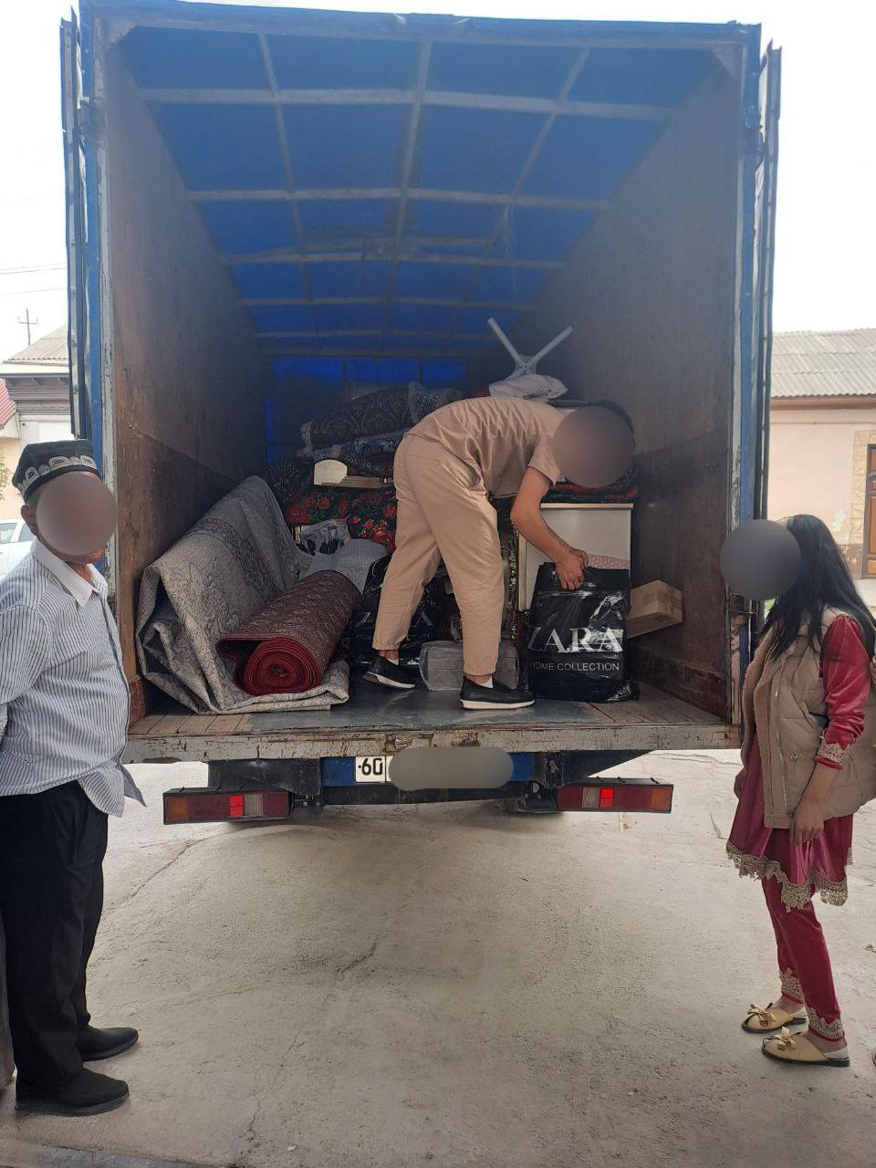 Alexa Vega pornosini tomosha qiling Toyda dostimning xotini bilan porno