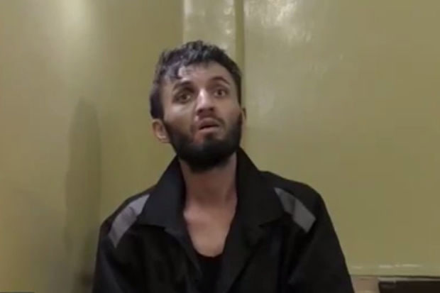 <p><b>Crocus&rsquo;dagi teraktda ayblanayotgan Tojikiston fuqarolarini so&lsquo;roq qilish jarayoni namoyish etildi (video)</b></p>
