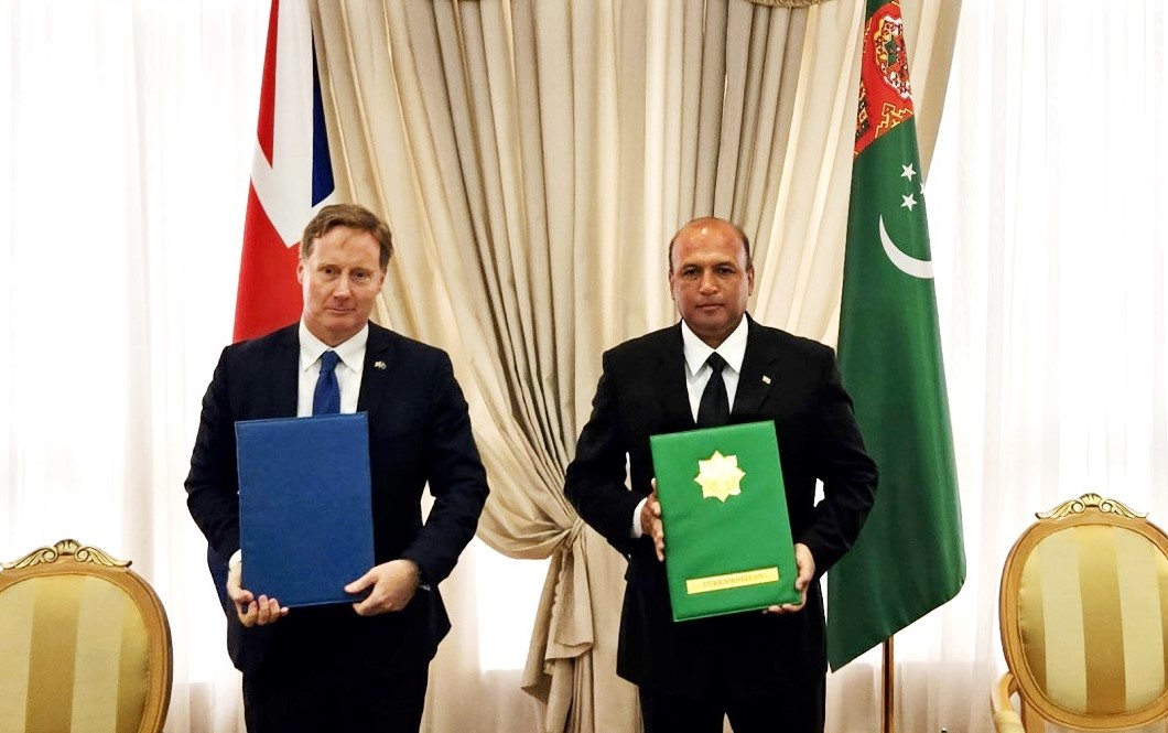 UK and Turkmenistan sign Memorandum of Understanding to protect Caspian biodiversity 