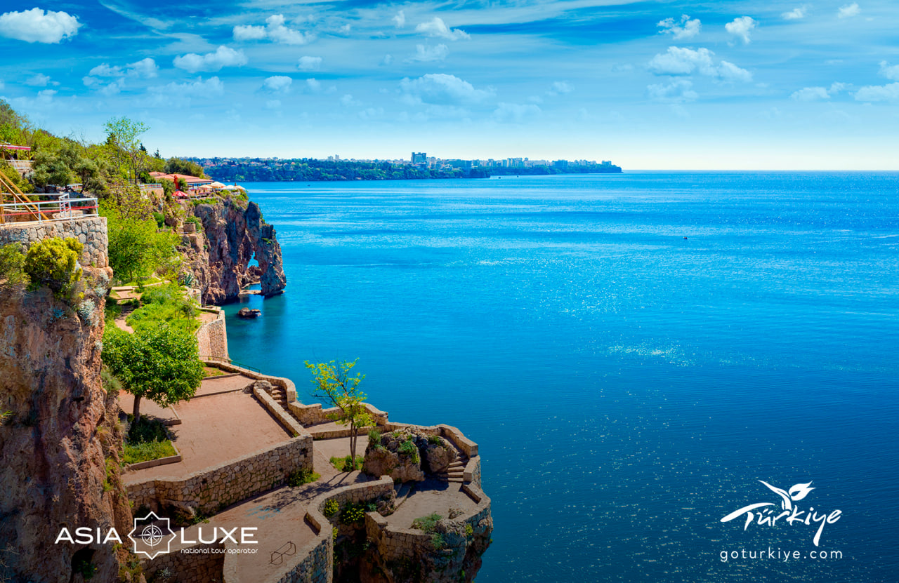 Naturist oilalar Porno ayollar bir-birining burun va ogizlarida osuradilar