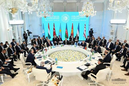Turkic States unite in Shusha: leaders emphasize economic growth, climate action, and cultural ties at informal summit