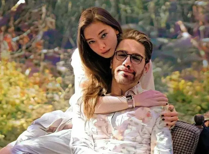 Katta eshak jinsiy aloqa video Natalya Vavilovaning yalangoch fotosuratlari va videolari