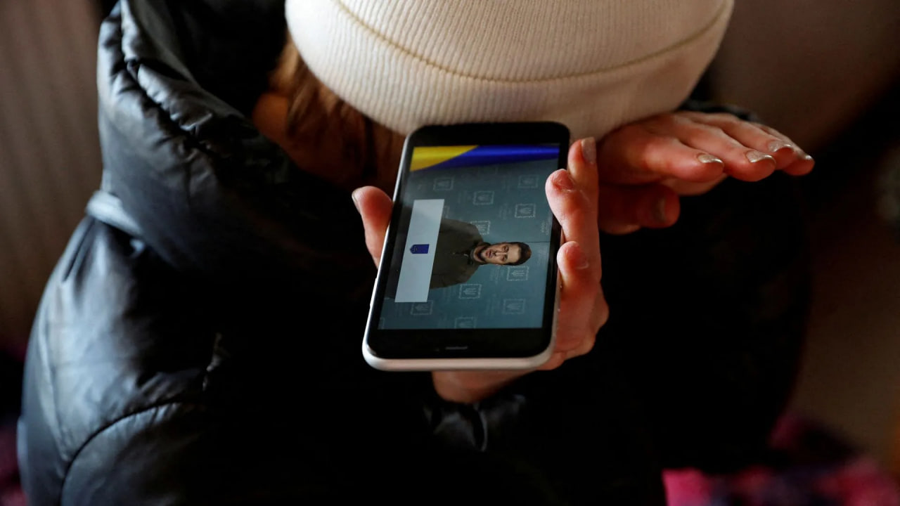 Parkdagi hammani zeriktiradi