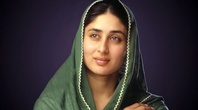 Katta jinsiy olatli qiz va yigit ortasidagi jinsiy aloqa haqida hikoyalar Ona va ogil jinsiy aloqa saunada tomosha qilish mumkin.