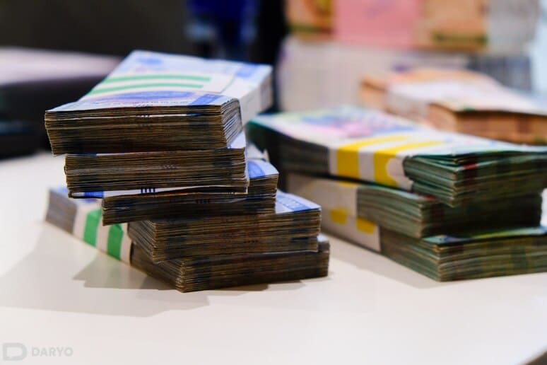<p><b><strong>Toshkentda o‘zini bank xodimi deb tanishtirib, o‘zganing 15 mln so‘mini o‘zlashtirgan shaxs ushlandi</strong></b></p>