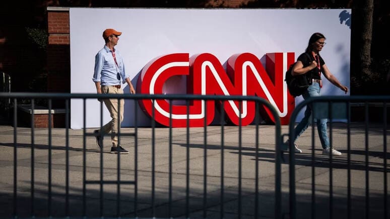 <p><b>CNN sayt materiallariga pulli kirishni joriy qildi</b></p>