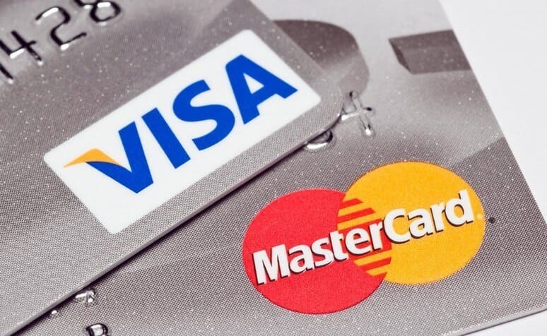 <p><strong>Как россиянам оформить карту Visa в Узбекистане?</strong></p>