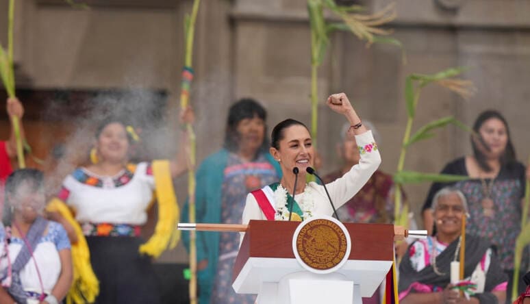 Мексиканинг илк аёл президенти расман ўз фаолиятини бошлади