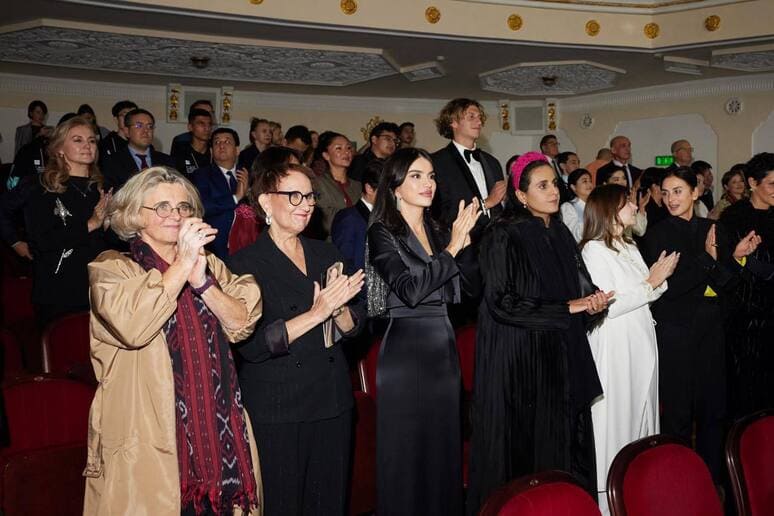 <p><b>Saida Mirziyoyeva rejissyor Stefano Poda talqinidagi &ldquo;Tamerlano&rdquo; operasi premyerasida ishtirok etdi</b></p>