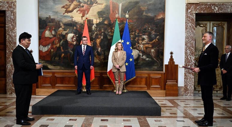 <p><b>Qirg&lsquo;iziston va Italiya mahkumlarni ekstraditsiya qilish bo&lsquo;yicha kelishuv imzoladi</b></p>