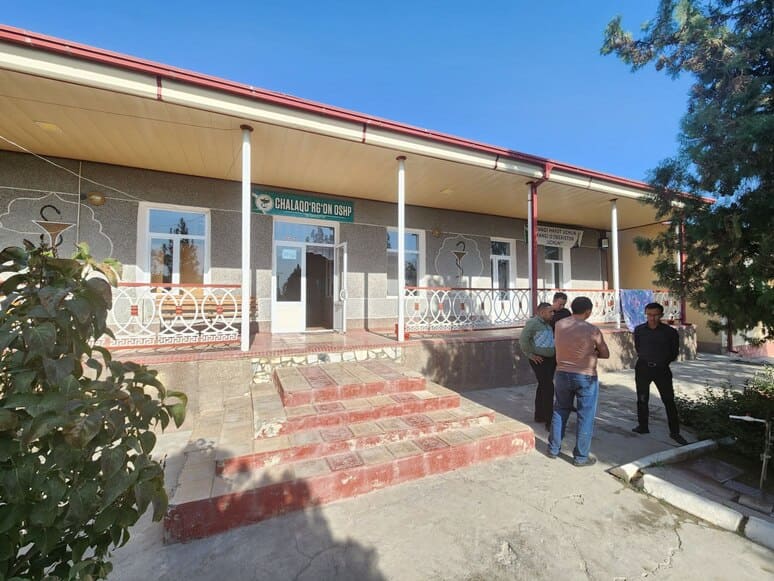 <p><b></b><strong>Samarqandda ichimlik suviga noqonuniy ulangan oilaviy shifokorlik punkti jarimaga tortildi</strong></p>