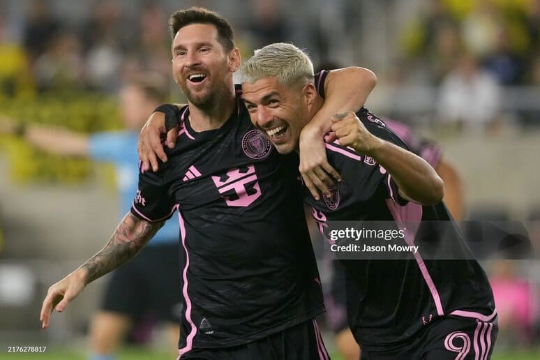 <p><b>Messi va Suares MLS&rsquo;da mavsumning eng yaxshi futbolchisi bo&lsquo;lish uchun nomzodlar qatorida</b></p>
