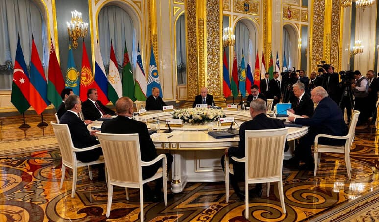 <p><b>Kremlda Putin raisligidagi MDH davlat rahbarlari sammiti bo&lsquo;lib o&lsquo;tmoqda&nbsp;&nbsp;</b></p>