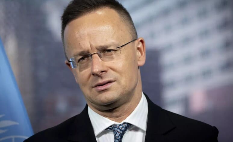 <p><b>"</b>Ukrainaning NATOga qabul qilinishi uchinchi jahon urushi boshlanishini anglatadi" &mdash; Peter Siyarto</p>