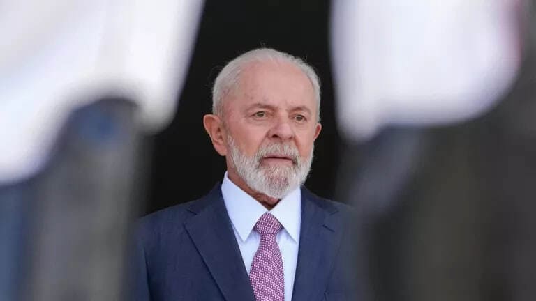 <p><b>Braziliya prezidenti xorijdagi legionerlarni terma jamoaga chaqirmaslikni so‘radi </b></p>