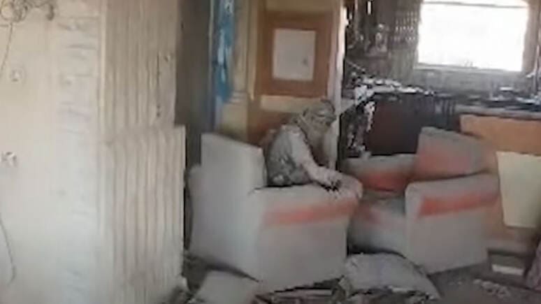 <p><b>Isroil HAMAS yetakchisi o‘ldirilishidan oldingi kadrni ko‘rsatdi (video) </b></p>