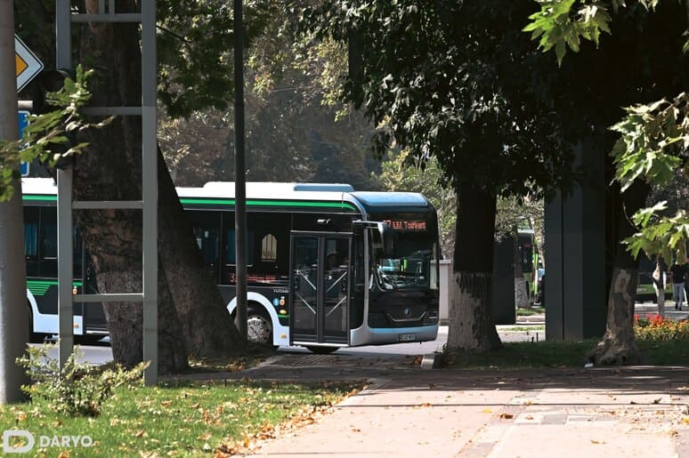 <p><b><strong>Endi yolg‘iz yashovchi keksalar va nogironligi bo‘lgan shaxslar jamoat transportidan bepul foydalanishi mumkin bo‘ladi</strong></b></p>