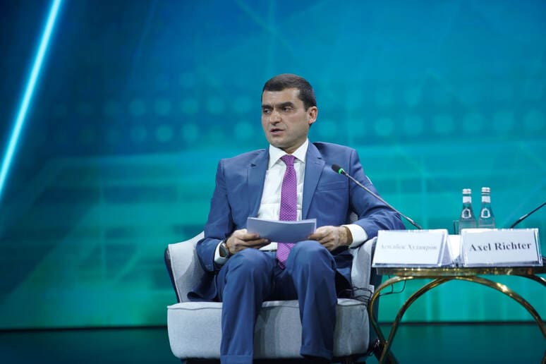 <p><b><strong>&ldquo;Dok-1 Maks&rdquo; dorilari sabab nogiron bo&lsquo;lib qolgan bolalarga tibbiy yordam ko&lsquo;rsatyapmiz&rdquo;</strong> <strong>&mdash; sog&lsquo;liqni saqlash vaziri&nbsp;</strong></b></p>