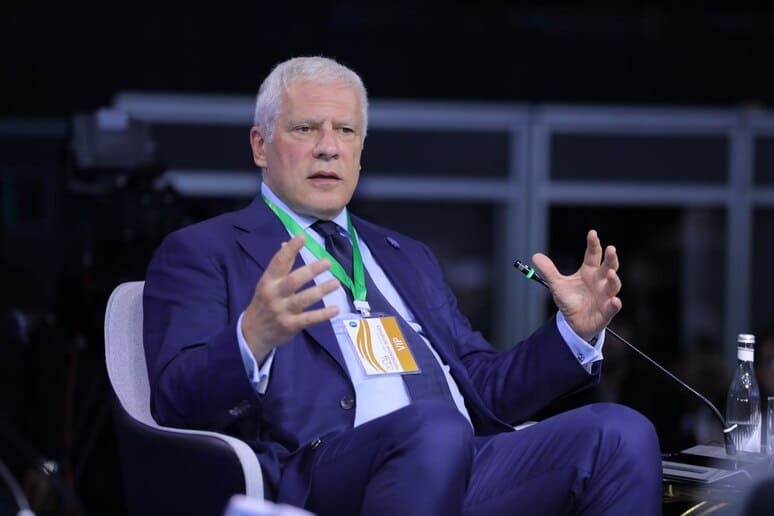 <p><b>“O‘zbekiston investitsiyalar kiritishga eng qulay mamlakatlardan biridir” — Serbiya sobiq prezidenti </b></p>