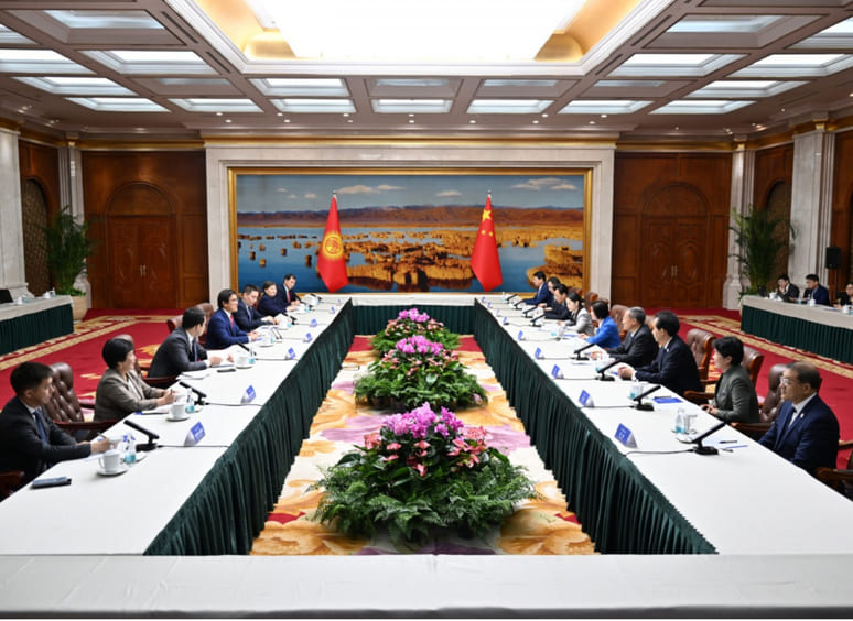 <p>Kyrgyzstan launches visa-free entry for Chinese tourist groups</p>