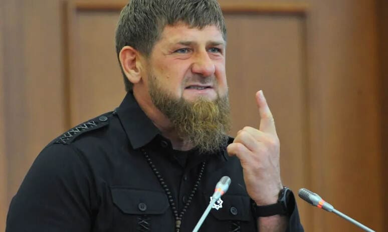 <p><b>Qodirov harbiy universitetga hujum uchun Ukrainadan qasos olishga va&rsquo;da berdi</b></p>
