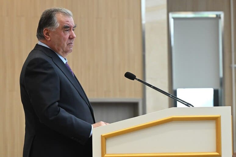 Президент Таджикистана призвал прекратить преследования граждан за лайки и комментарии в социальных сетях&nbsp;