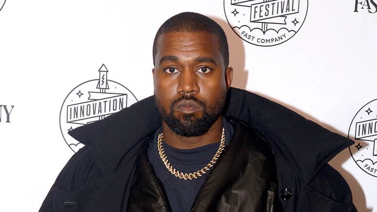 <p><b><strong>Reper Kanye Uest 1 milliard dollarga o&lsquo;zining hayoti haqida hujjatli film suratga oldi</strong></b></p>