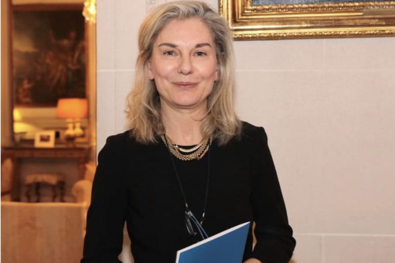 <p><b>Italiyalik diplomat Ursula fon der Lyayenni AQSHning &ldquo;qurolli qo&lsquo;li&rdquo; deb atadi</b></p>