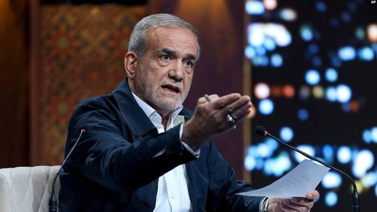 <p><b>Eron prezidenti Isroilga hujum qilmaslik shartini ma&rsquo;lum qildi</b></p>