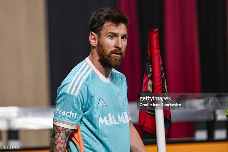 <p><b>Lionel Messi eng yaxshi yosh futbolchilarni aniqlashda kimga ovoz bergani ma’lum bo‘ldi</b></p>