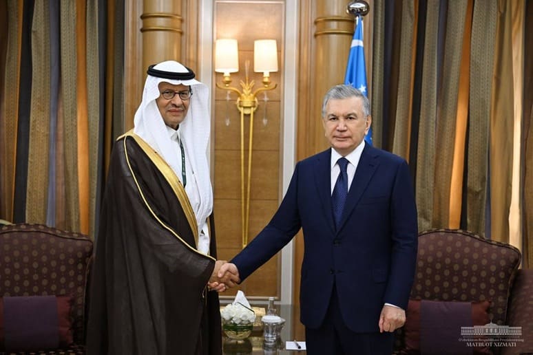 <p>President Mirziyoyev and Saudi energy minister discuss expanded green energy cooperation<b>&nbsp;</b></p>
